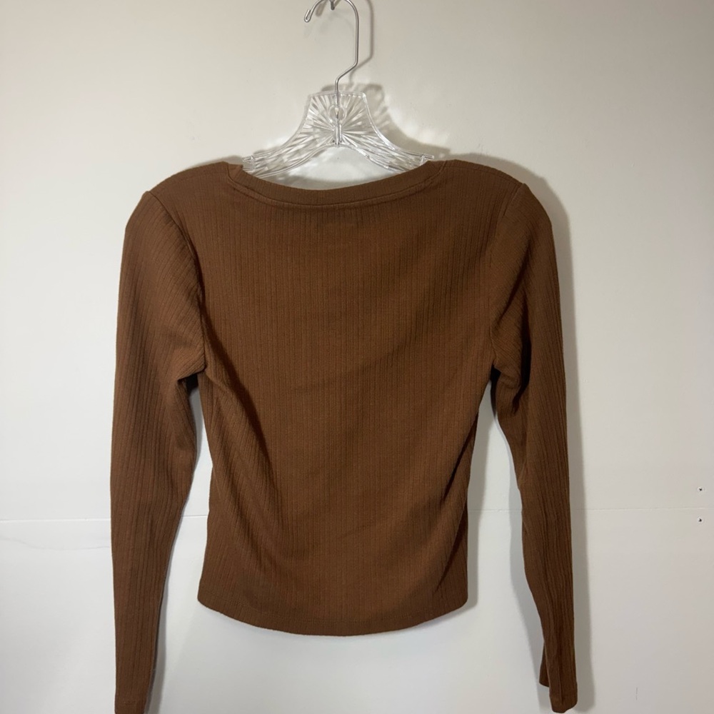Old Navy Women's Tan Ribbed Blouse - Picture 2 of 2